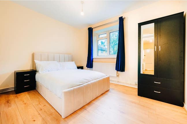 Beautiful Large Rooms Opposite Lewisham Hospital Main Photo