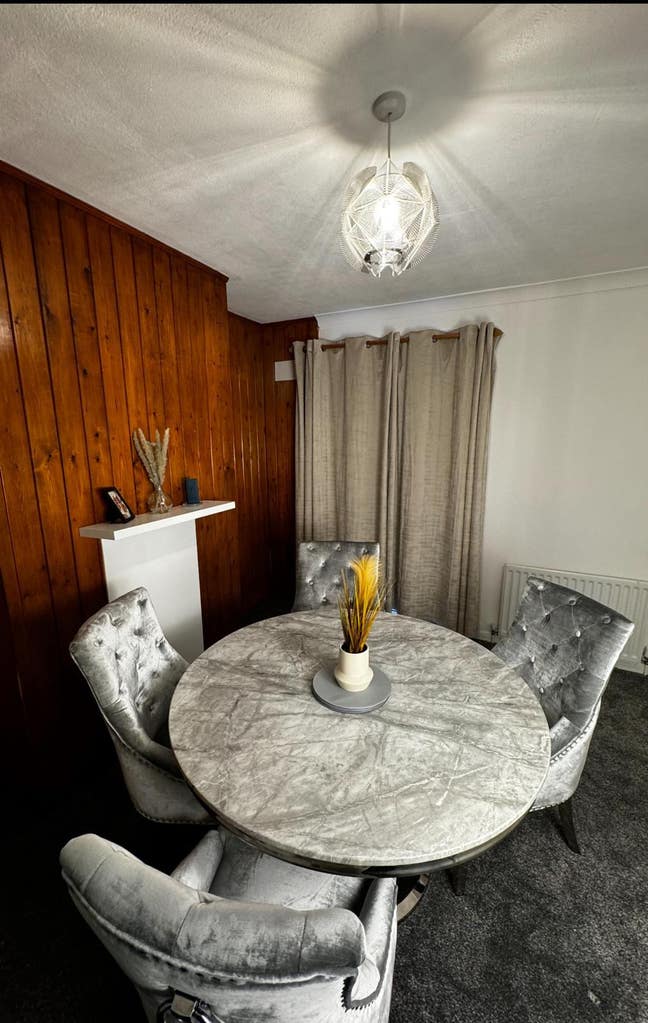 Furnished Rooms - Train Station/Town Centre Access Main Photo