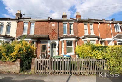 Nice cosy house Shirley Main Photo