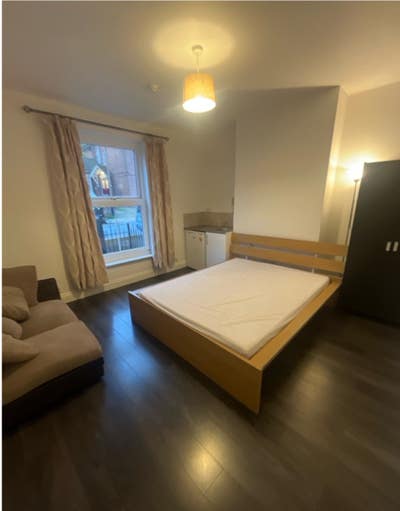  Room to Let near Station From &pound;400  to &pound;650 Main Photo