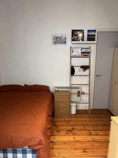 Spacious Flat in Aldgate East Main Photo