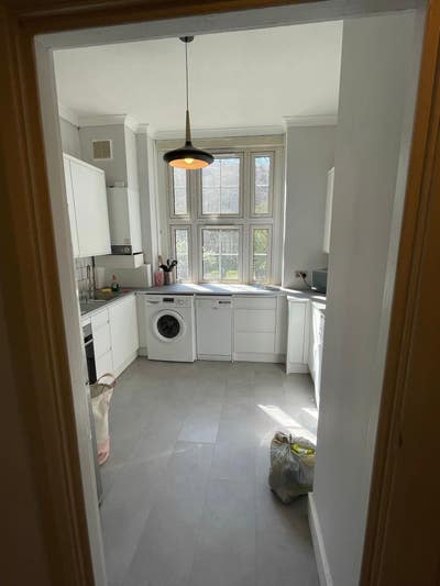 Bright Spacious Room in LGBT+ Flatshare Main Photo