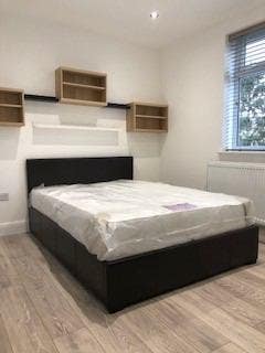 Double En-Suite Room £950pcm in N17 Main Photo