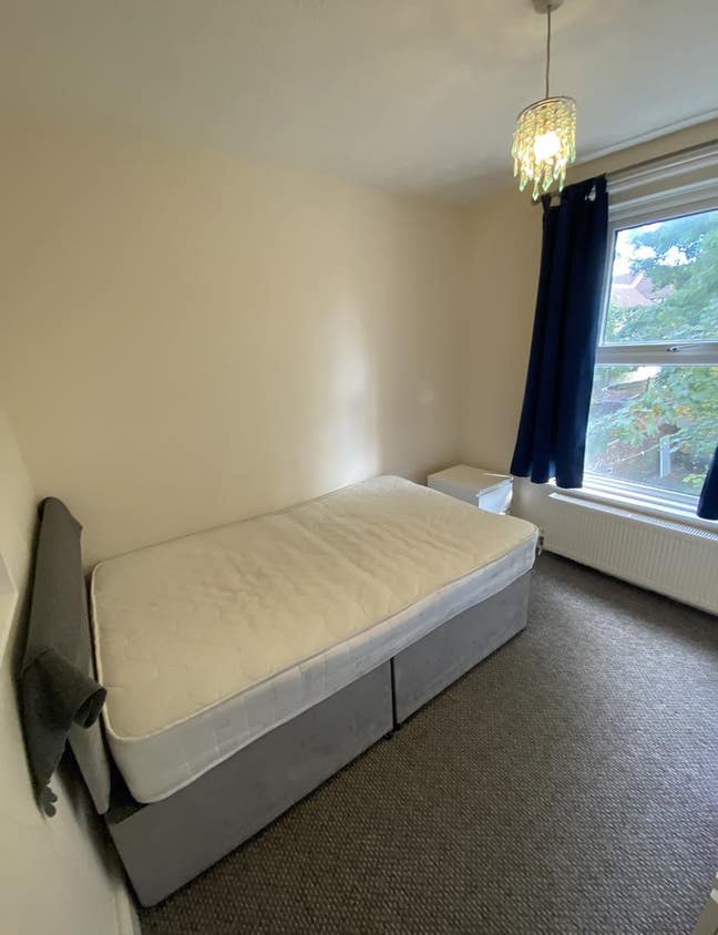 Double room available in the polygon  Main Photo