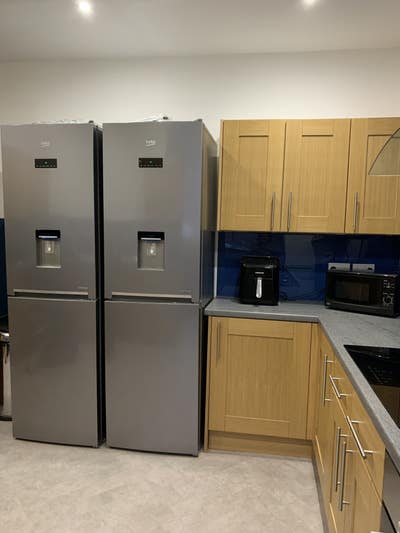 Ossett centre, brand new double room , No Fee’s Main Photo