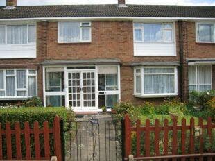 1 bed flat with garden, in Wnstead / Manor Park /  Main Photo