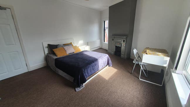 Great Value Room in Warrington 🧡  Main Photo