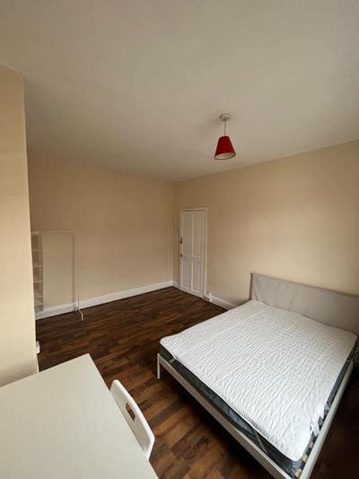 Low Deposit Option! - Double Rooms in Walton L9 Main Photo