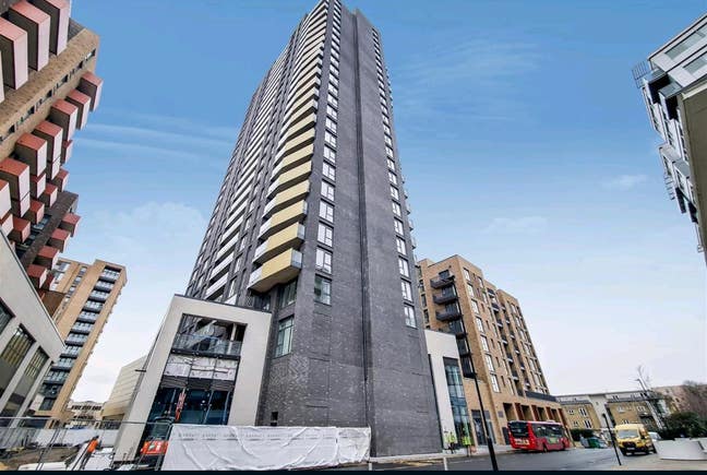 Ensuite Double Room Barratt House, Shortterm Only Main Photo