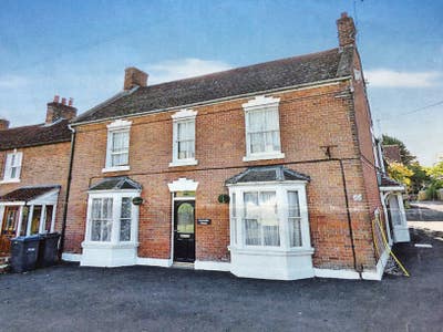 Double room to let in Dilton Marsh &pound;550pcm Main Photo