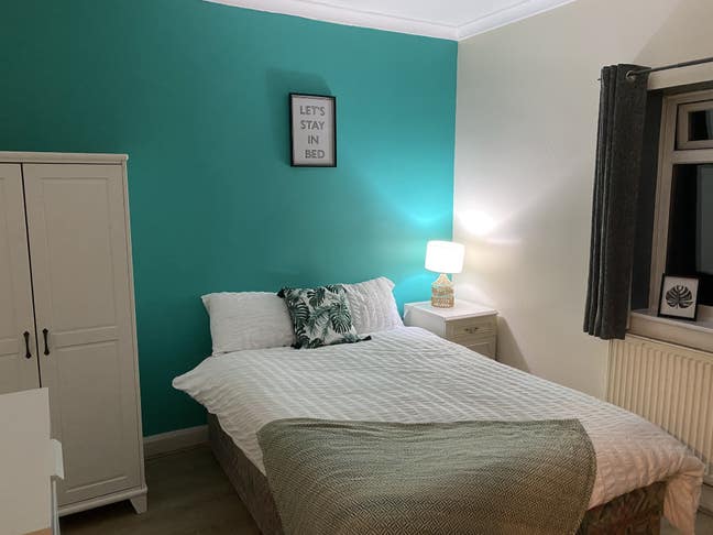 ENSUITE double room in friendly quiet houseshare!  Main Photo