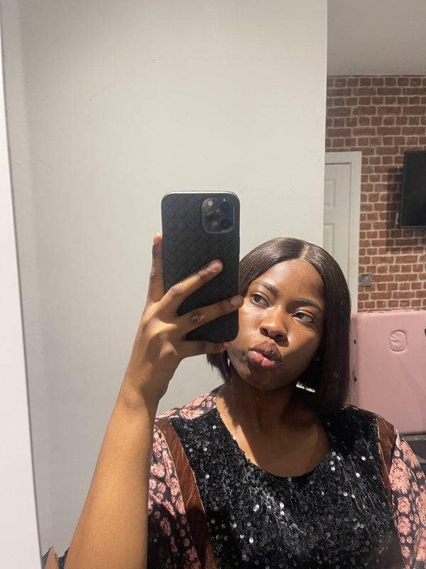 25 year old Female seeks a double room Main Photo