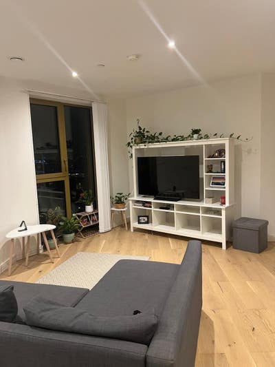Full 1 bed apartment for sublet Main Photo