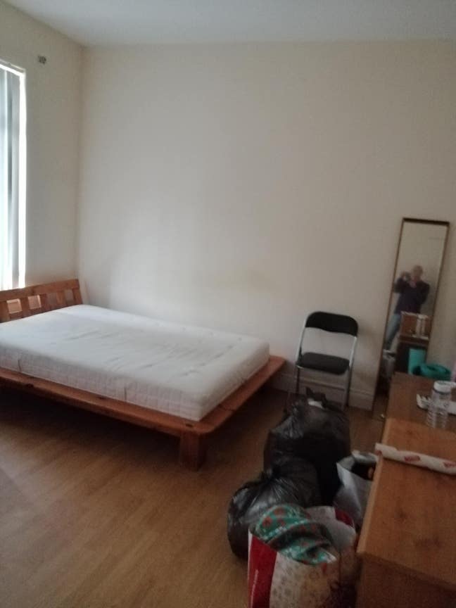 Room to let us Main Photo