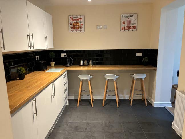 Lovely Single En-Suite Room Available In Balby!! Main Photo