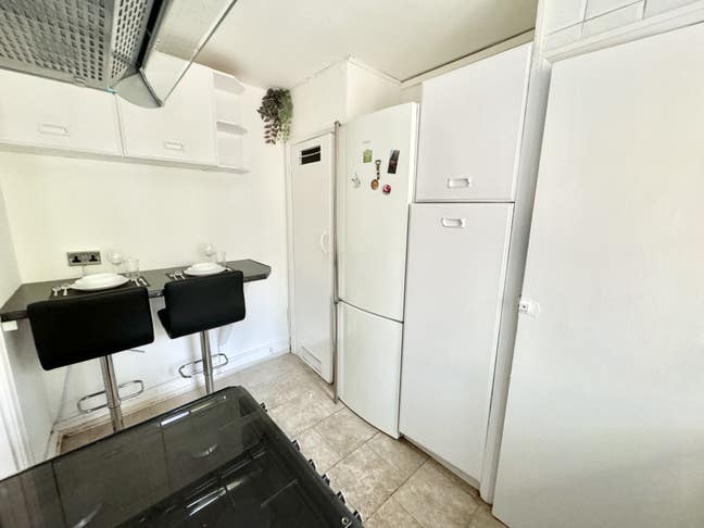 2 Double Rooms  in Notting Hill Main Photo