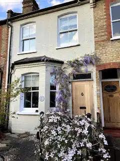 Gorgeous en-suite Loft Room Main Photo