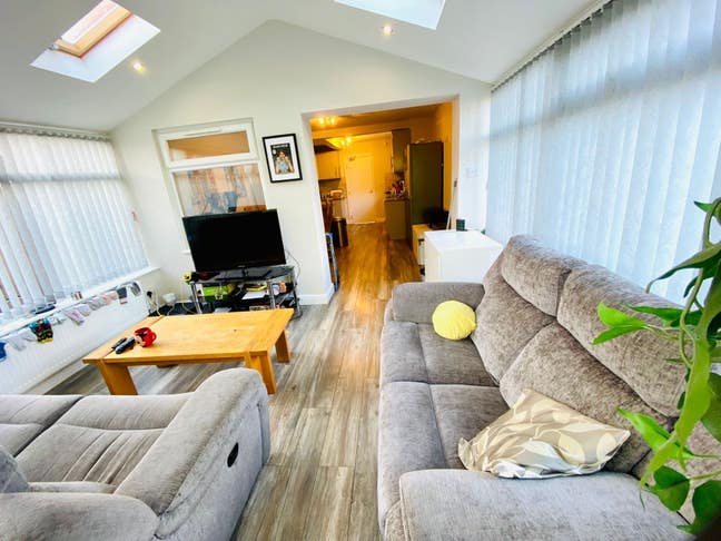 7 Bed Withington House Main Photo