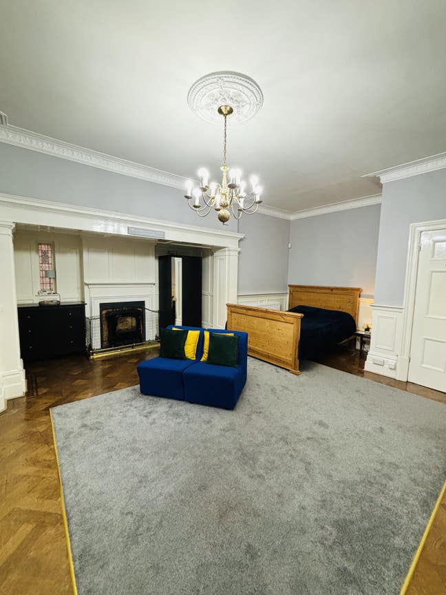 Very Spacious 1-Bed Self-Contained Accommodation Main Photo