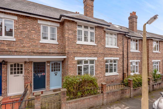 4 Bed Flat With Private Garden Wandsworth Common Main Photo