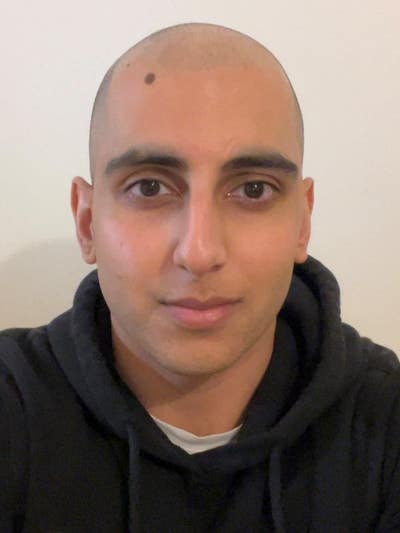 Professional Male seeks a double room Main Photo
