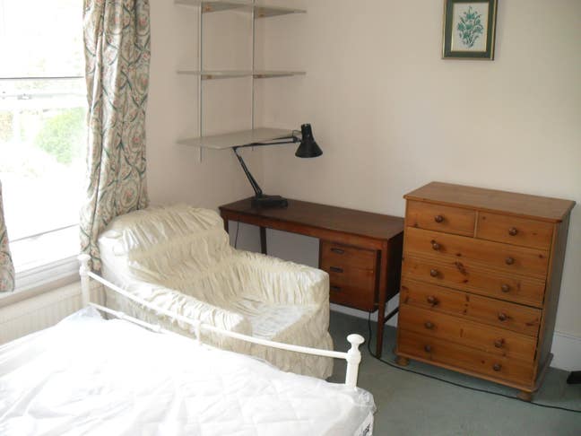 Double sized room . Best part of Fulham Main Photo