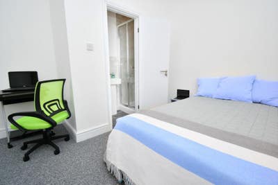 Fantastic Fully Furnished House Share!!! Main Photo