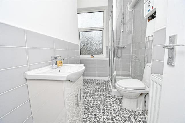 Rooms to Rent on St Annes Street Padiham!!! Main Photo