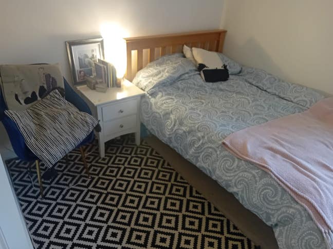 En-suite double, furnished, Whitchurch, Hampshire Main Photo