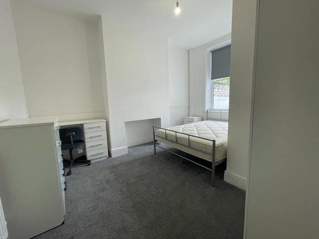 Fully Refurbished Rooms on Nairne Street Main Photo