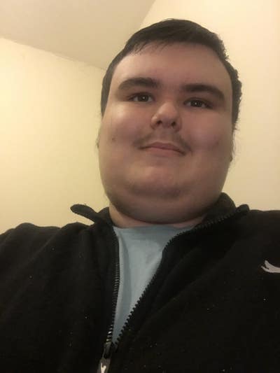 Looking for en-suite double room Main Photo