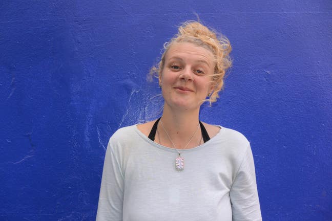 Friendly creative female looking for more space Main Photo