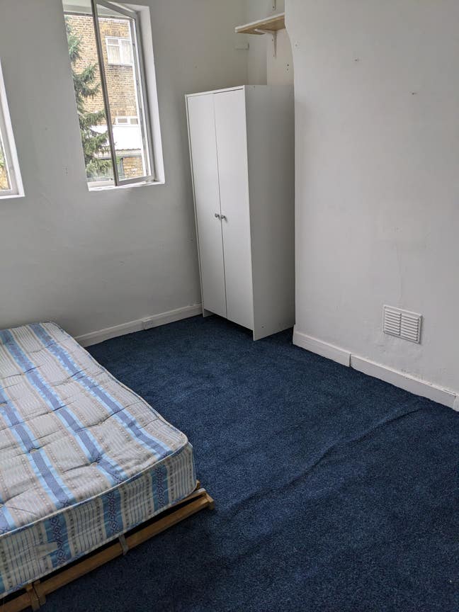 Bright room in shared house, Camden.  Main Photo