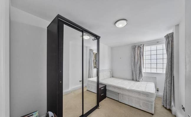 Bayswater & Queensway Main Photo