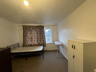 Double bedroom Main Photo