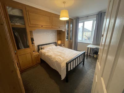 Clean double room for Professional or student  Main Photo