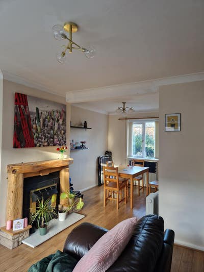 Lovely 2 bedroom house available on Donnini Place, Main Photo