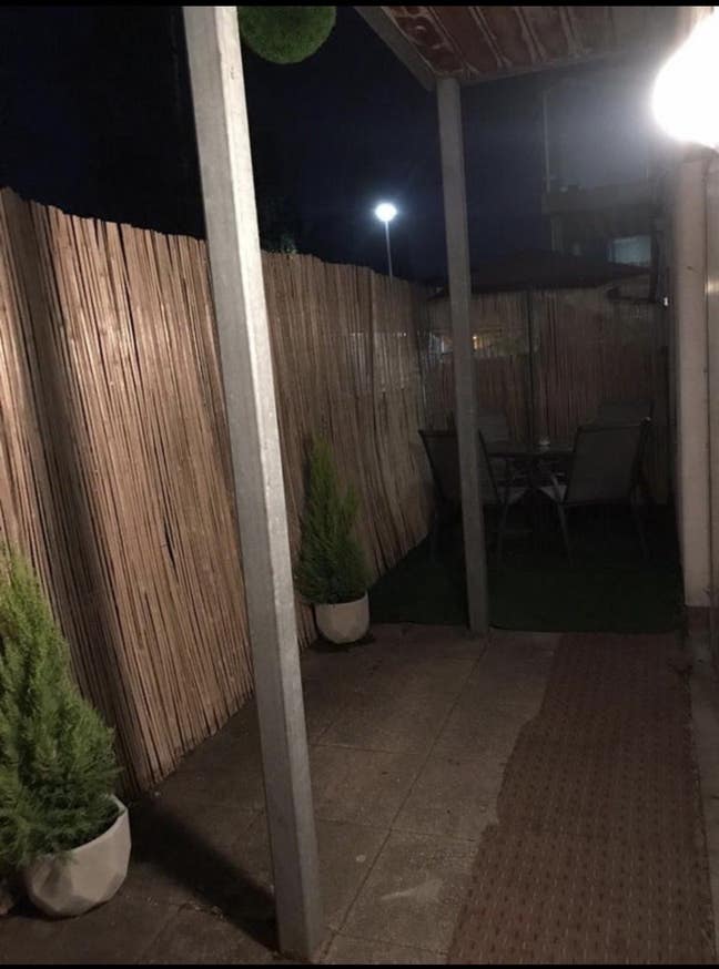 Lovely double bed Main Photo