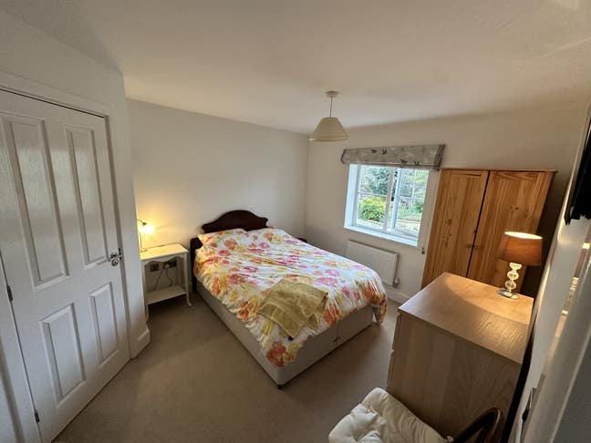 Double Room Available with  Ensuite  Main Photo