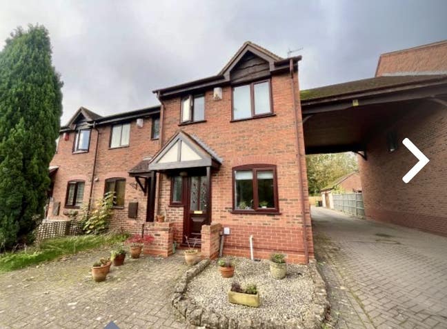1 room Chadwick End / Lapworth / Knowle /Dorridge Main Photo