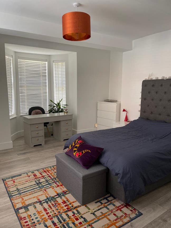 Fully refurbished Spacious one bedroom flat Main Photo