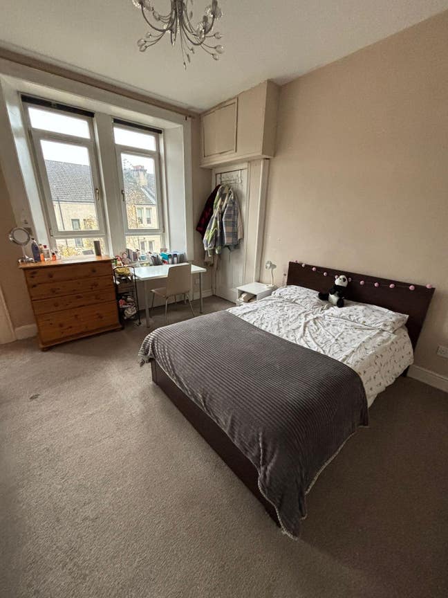 Big Double Room for female Dennistoun City Center  Main Photo