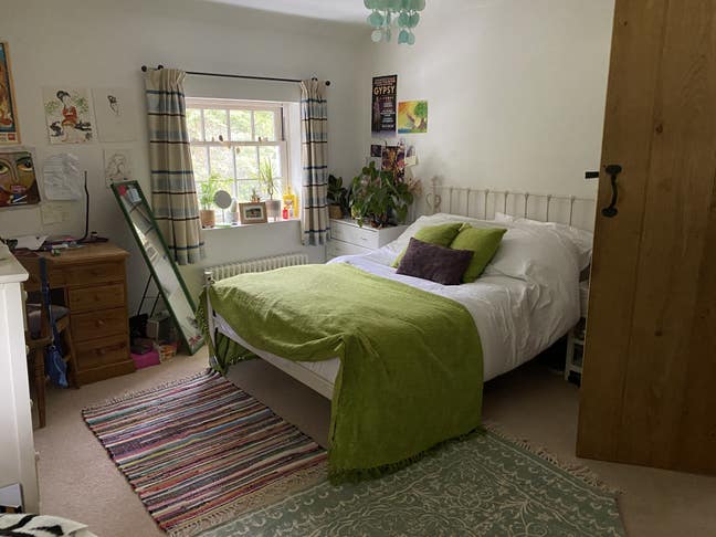 Stunning dual aspect room to rent Main Photo