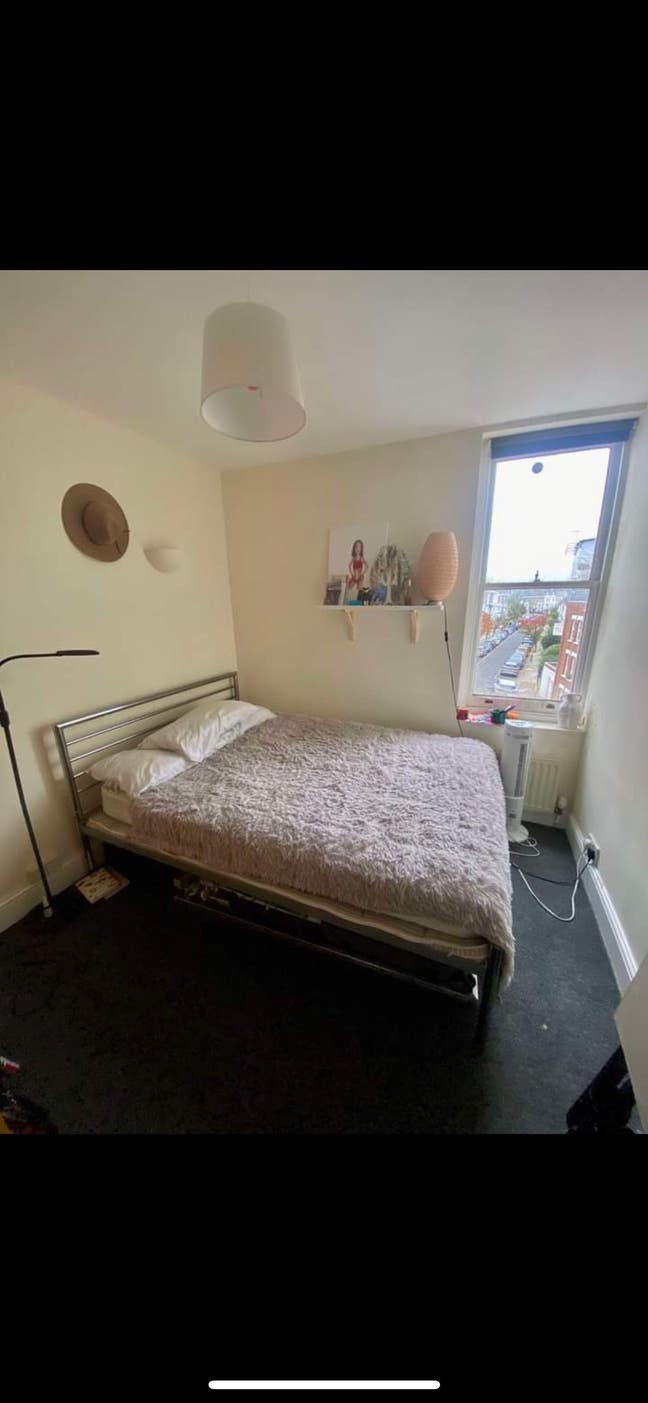 Spacious flat in Fulham Main Photo