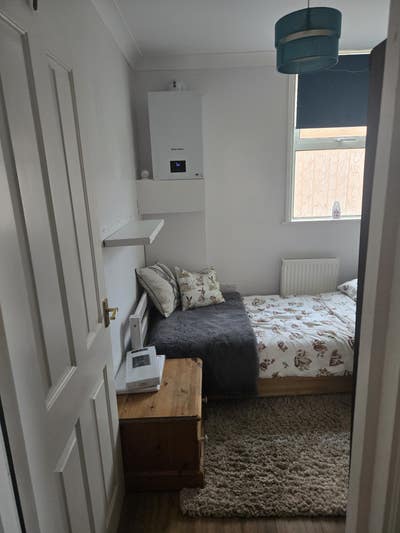 Room in a shared 2 bed flat Main Photo