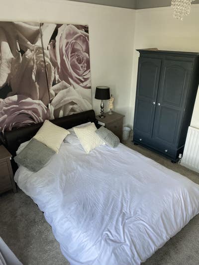Double room in a beautiful Georgian house  Main Photo