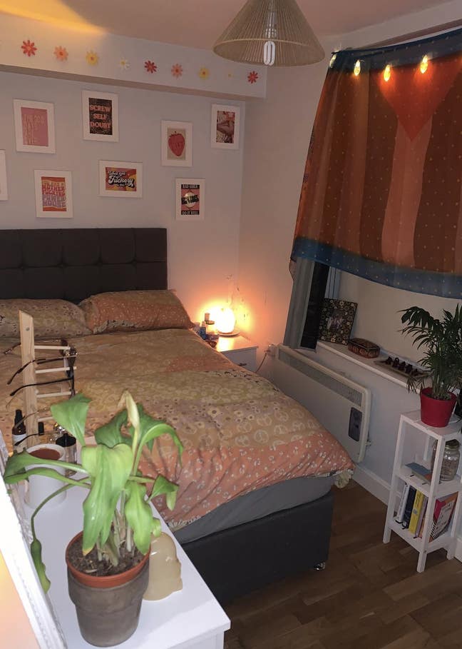 Small double room in Hulme Main Photo