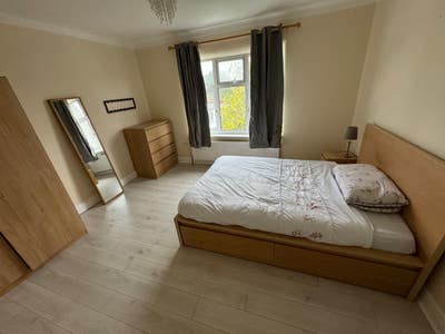 Double Bed Room to rent  Main Photo