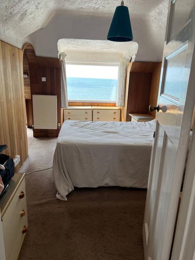 Cliff Top Double Bedroom Main Photo