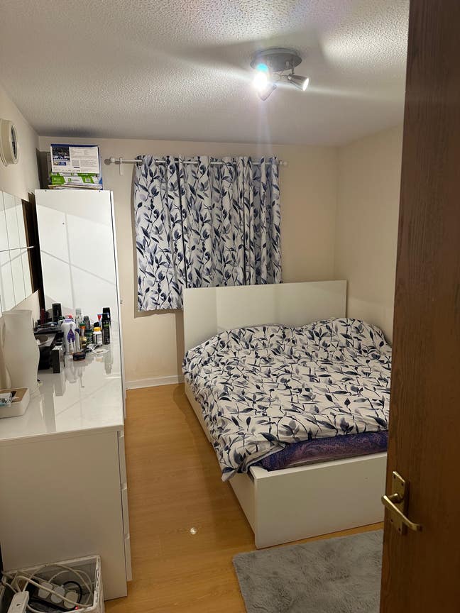 Double bedroom  Main Photo